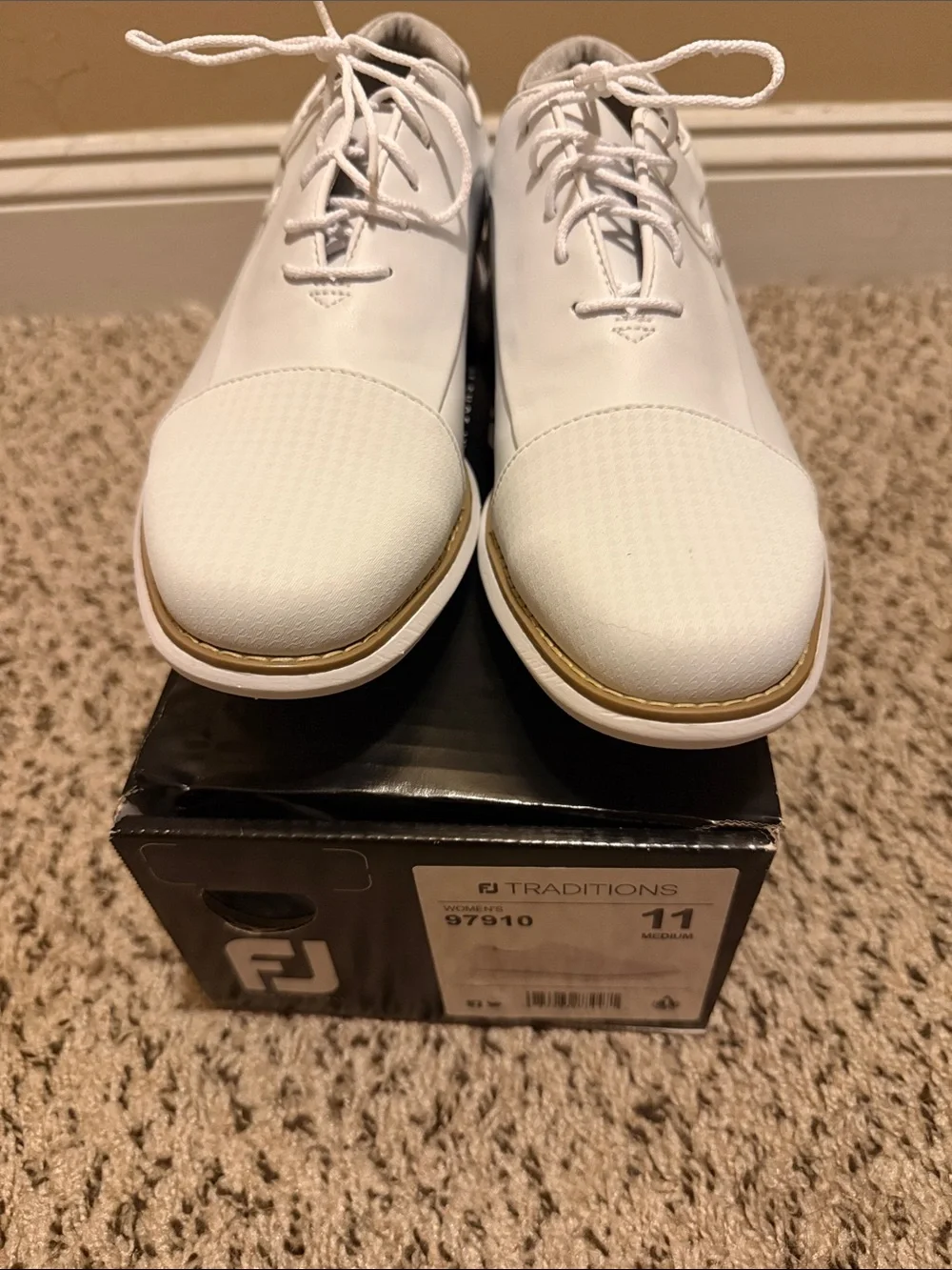 NWT FootJoy Traditions Women’s White Golf Shoes